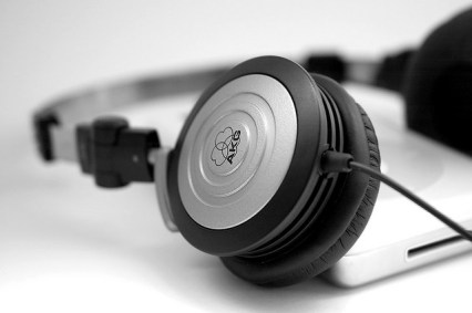 Qués es la monitorización en redes sociales Raulgorta en modo ráfaga Fotografía fotoperiodismo y Social Media