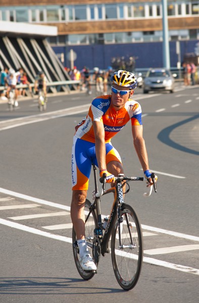 Narrar con imágenes: Cómo realizar un reportaje fotográfico Raulgorta en modo ráfaga Fotografía Fotoperiodismo Social Media