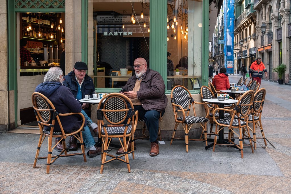 Fotografía tomada en Bilbao con una focal equivalente a 35 mm